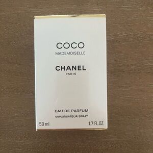 CHANEL Paris Coco Mademoiselle Eau de Parfum